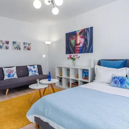 Cosy & Chic Studio Close By Victoria Square Bucureşti Eksteriør bilde